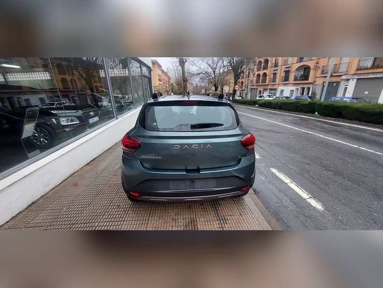 Dacia Sandero Stepway 1.0 100cv foto 4